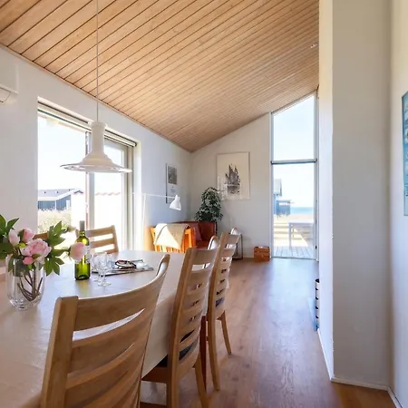 Σπίτι διακοπών Experience The Sea View From Hyldevej 6 In Nr Lyngby!